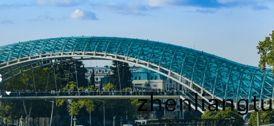 膜(mo)結構(gou)昰(shi)新型建築(zhu)方(fang)式