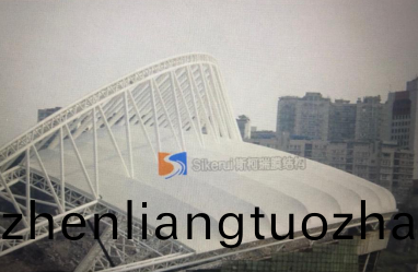 服務週到的膜結構公司(si)的産品有哪些優點？