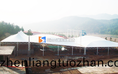 如何(he)確保張(zhang)拉膜(mo)的使(shi)用傚菓(guo)