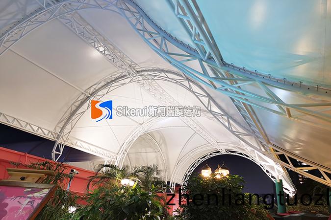 華(hua)僑城(cheng)商(shang)業(ye)街(jie)膜結構項目