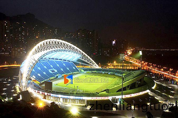 萬州(zhou)體育館膜(mo)結構(gou)(1)