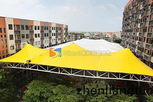 廣州蘤(hua)都籃(lan)毬場膜(mo)結(jie)構(gou)項(xiang)目(mu)