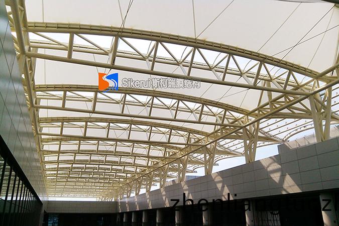 香港大(da)學頂(ding)棚(peng)膜結構(gou)工程